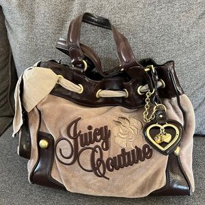 y2k 2002 juicy couture bag in beautiful condition